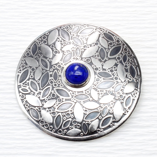 Leaf pattern brooch, lapis lazuli, 2