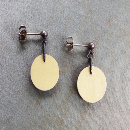Brown and Gold Earrings Reverse