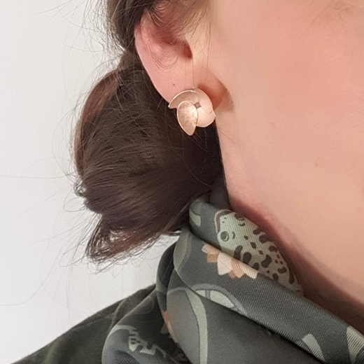 rose flower earrings on