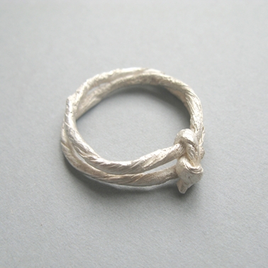 string ring with double loop