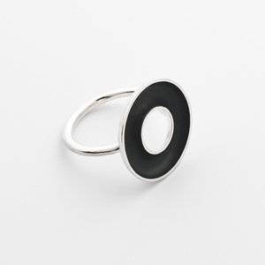 Medium concave torus ring - black