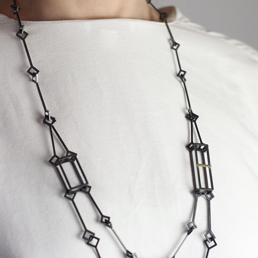 Lantern chain necklace - showing gold detail