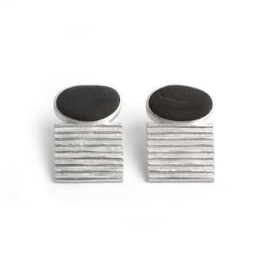 Pebble and ridged earrings