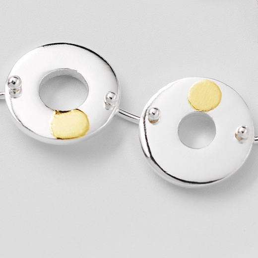 Dots Trio Torus Link Earrings - detail