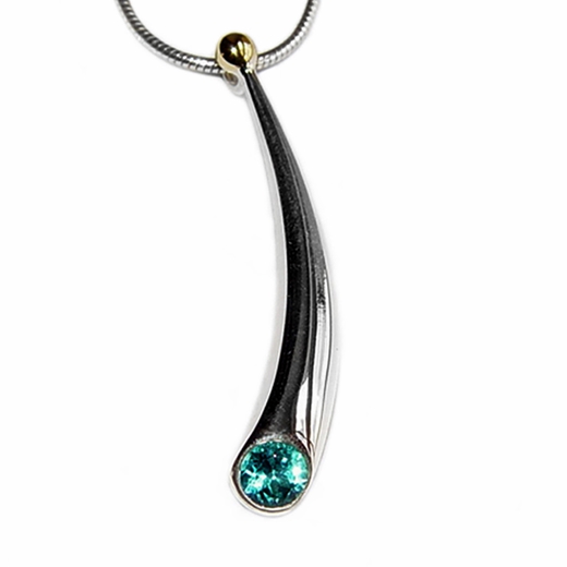 Short curved silver wiggly pendant with 22ct gold detail