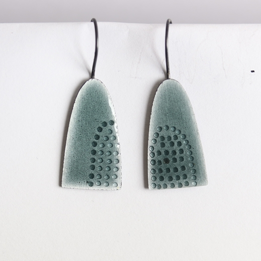 new pointy arch earrings, grey