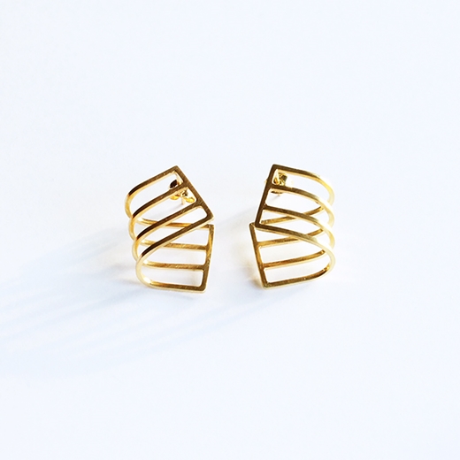 Curve Earring Gold