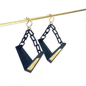 Vibe V & Chain Earrings 1