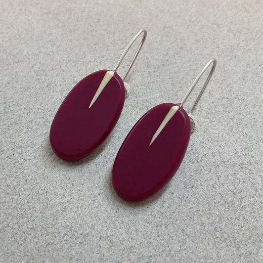 Claret oval drop earrings