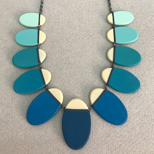 Colour fade ovals necklace