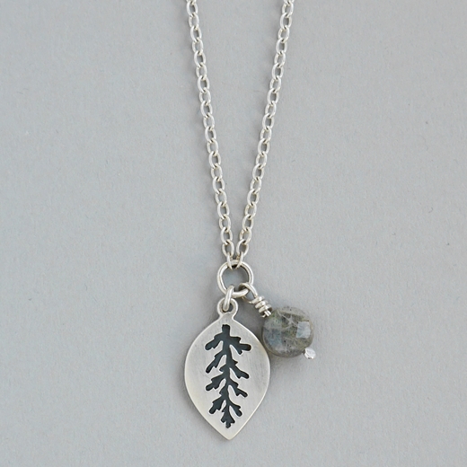 Labradorite bead leaf pendant