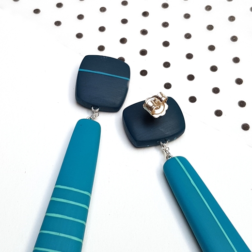 long rectangles-deep turquoise with rail blue stripes