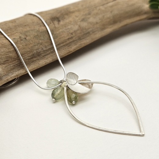 orchid leaf and loop pendant 2