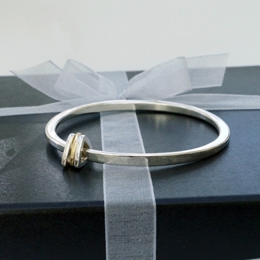 Tapering Bangle with Triangular Charms
