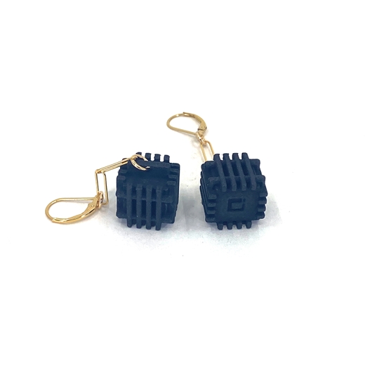 Vibe Fin Cube Earrings